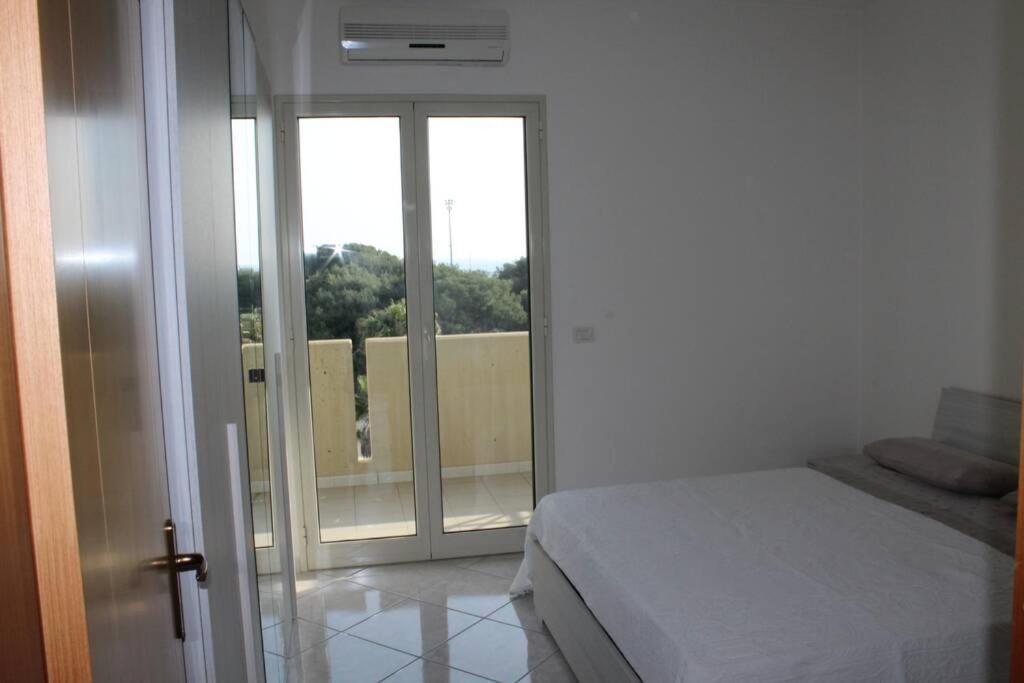 House Nereide, Lovely Apartment Sea View Gallipoli Bagian luar foto