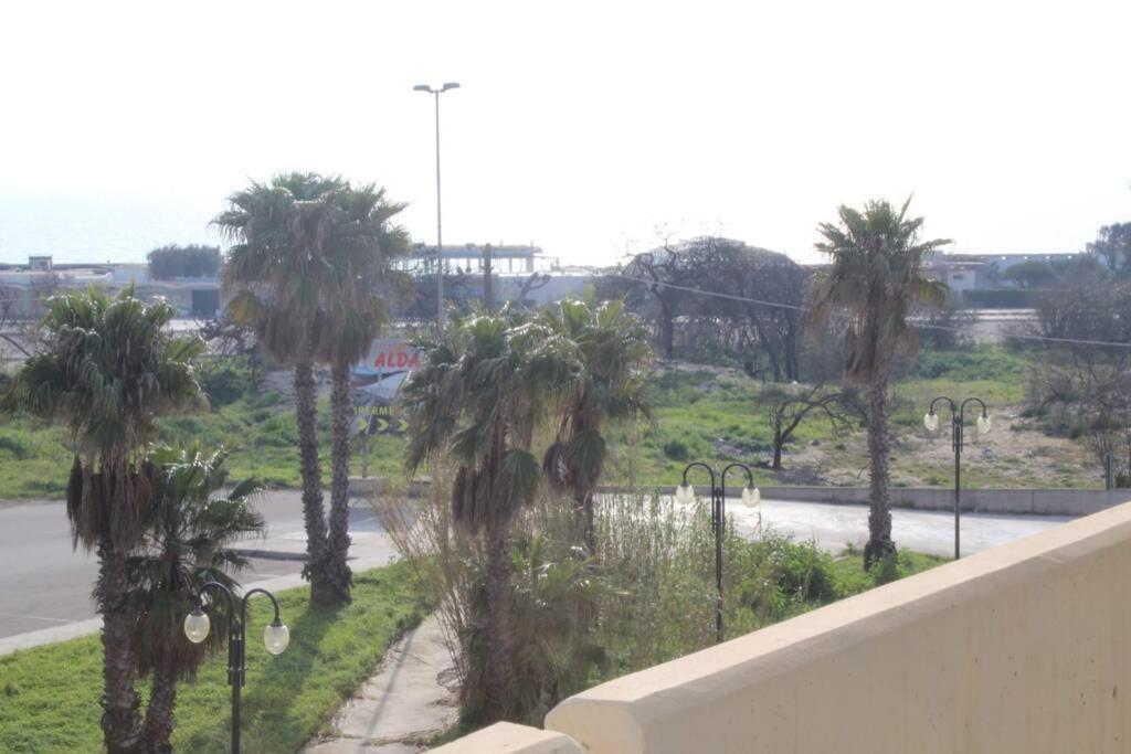 House Nereide, Lovely Apartment Sea View Gallipoli Bagian luar foto