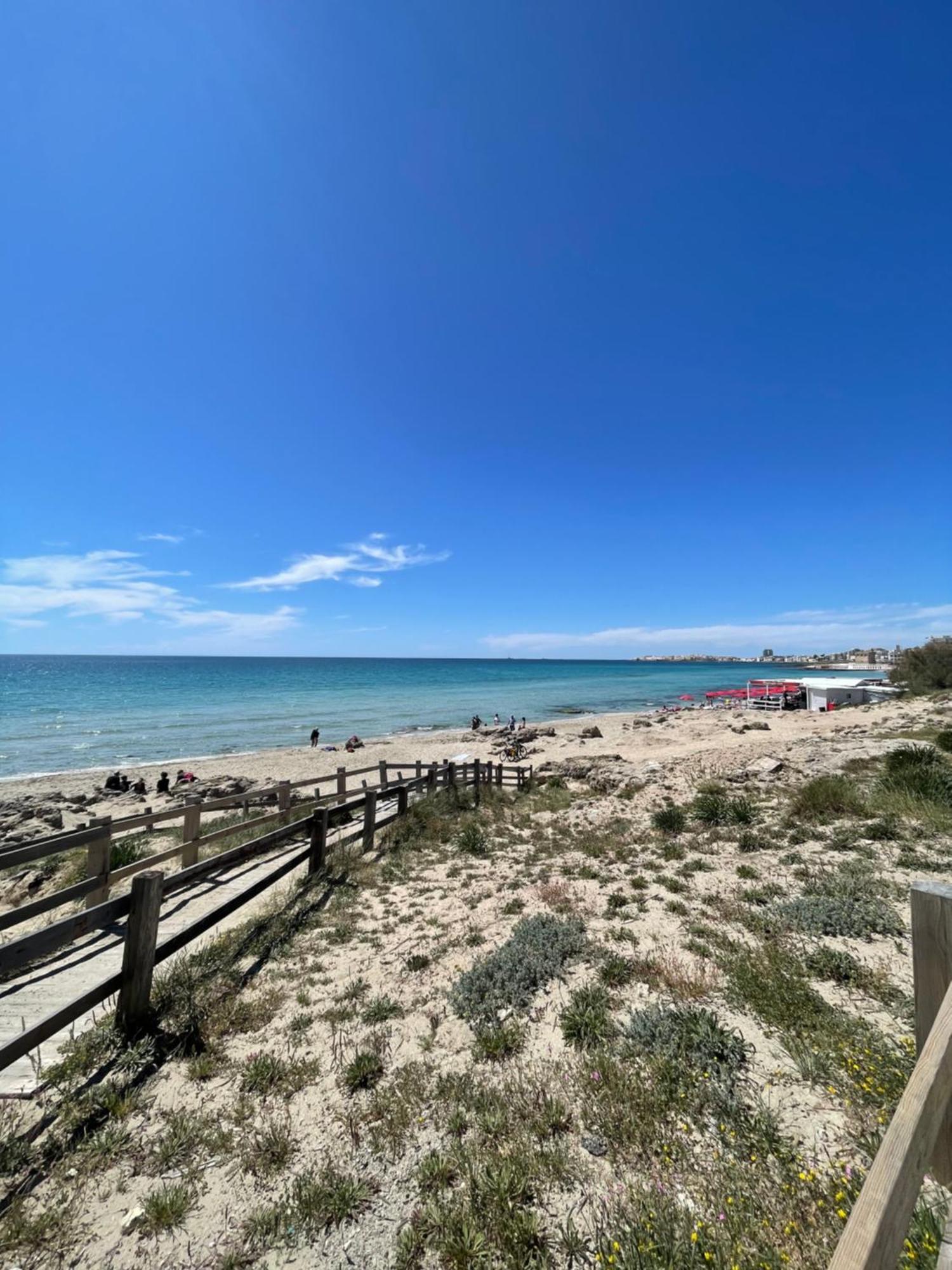 House Nereide, Lovely Apartment Sea View Gallipoli Bagian luar foto